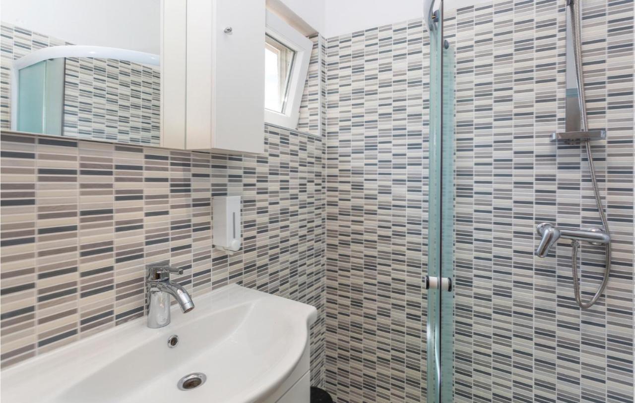 Nice Apartment In Stara Baska 1 With Wifi Dış mekan fotoğraf